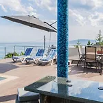 Kuni - Salty Pool & Panorama Holiday home *
